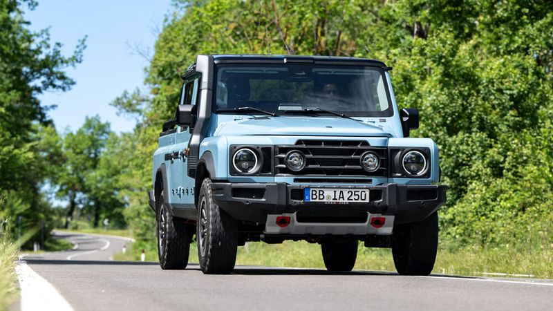 Wie beim geschlossenen Station Wagon gibt es die Wahl zwischen einem Diesel (183 kW/249 PS) und einem Benziner (210 kW/286 PS). (Bild: www.albertocervetti.com)
