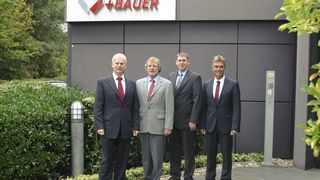 Hans-Georg Wilk, Geschäftsführer und Sprecher der Geschäftsführung, Burkhard Stritzke, Geschäftsführer Entwicklung, Ulrich Marl, Geschäftsführer Produktion, Ralf Beckmann, Bereichsleiter Marketing und Vertrieb (v.l.n.r.) (Archiv: Vogel Business Media)