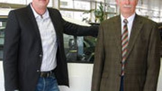 Bei Michael Schuder (li.) und Karl Schuder ist die Unternehmensnachfolge reibungslos über die Bühne 
gegangen. Fotos: Fotolia/Mauritz (Archiv: Vogel Business Media)