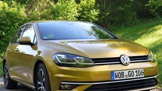 Zu den vom Rückruf betroffenen Modellen gehört unter anderem der Golf VII. (Seyerlein/»kfz-betrieb«)