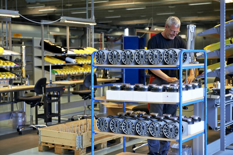 Roboterproduktion bei Universal Robots in Odense (Dänemark). (Bild: Universal Robots)