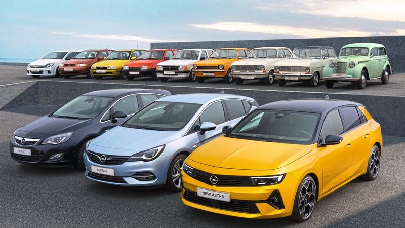 Vor allem Kompaktmodelle haben bei Opel eine lange Tradition. Bereits 1936 ging der erste Kadett an den Start. (Bild: Opel Stellantis)