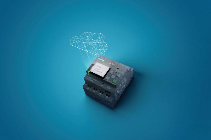 Siemens zeigt erstmals auf der Hannover Messe 2020 (Halle 9) die neue Version der Logikmodul-Reihe Logo!. In seiner neuesten Version 8.3 verfügt Logo! über eine direkte Cloudanbindung und wird ab Herbst 2020 verfügbar sein. Für die Konfiguration der neuen Geräte erhält die Projektierungssoftware Logo! Soft Comfort ein Funktions-Update. Mit der Version 8.3 aktivieren und konfigurieren Anwender jetzt die Cloud-Anbindung. Mit dem ebenfalls neuen, kostenlosen Logo!-Web-Editor, erstellen sie anwenderdefinierte Webseiten und Dashboards in der Cloud. Außerdem können Anwender diese für ihre Automatisierungsprojekte gestalten und per Smartphone, Tablet oder PC auch aus der Cloud bedienen. Der Webserver kann direkt in der Cloud gehostet werden. Aufgrund der vielen Anbindungsmöglichkeiten wie Modbus TCP/IP, Konnex-Bus (KNX) und Ethernet, kann Logo! 8.3 auch für bestehende Anlagen als Cloud-Gateway eingesetzt werden.  (Bild: Siemens AG)