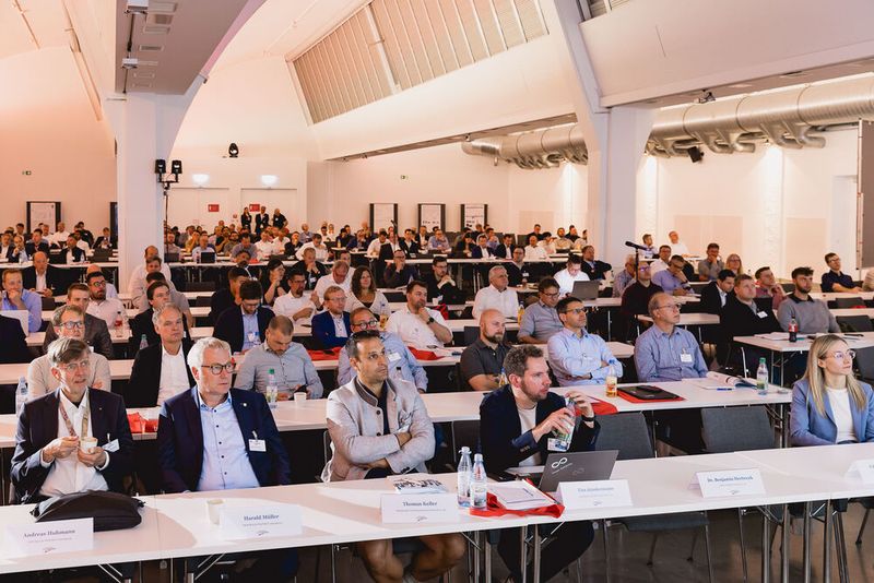 Impressionen vom Anwenderkongress Steckverbinder 2025. (Bild: Stefan Bausewein)