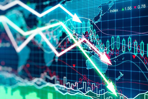 In der Öffentlichkeit wird der Deal sehr kritisch gesehen. Monsanto gilt unter anderem wegen dem Unkrautvernichtungsmittel Glyphosat aber auch wegen seiner aggressiven Geschäftspraktiken und seinen gentechnisch veränderten Produkten als „Symbol des Bösen“. Umweltschützer in Deutschland und Europa laufen gleichermaßen Sturm und auch der Börsenkurs ist seit Bekanntgabe des ersten Angebots um gut zehn Prozent eingeknickt. Medienberichten zufolge ist man sich bei Bayer zudem auch intern nicht ganz einig. So soll vor allem Marijn Dekkers, der Vorgänger von Bayer-Chef Werner Baumann seine Bedenken wegen der Übernahme, vor allem in Hinblick auf den Aktienkurs, geäußert haben. (Bild: © peshkov - Fotolia)