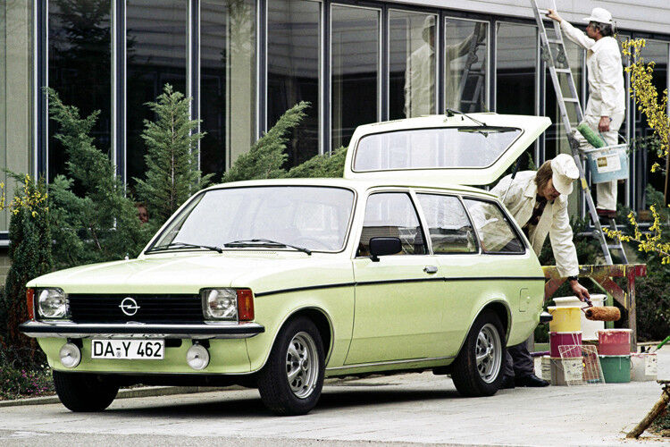 Der Opel Kadett Caravan von 1977 war auch bei Handwerkern ausgesprochen beliebt. (Foto: Opel)