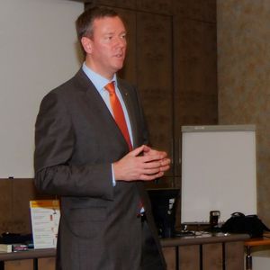 Philip Harting, Vorstandsvorsitzender und persönlich haftender Gesellschafter, sagt: „Wir haben spannende Ideen für die Zukunft. Wir werden auf der Hannover Messe überzeugende Lösungen aus einer Hand präsentieren.“ Dazu zählt auch der Mini-Industrie-Computer MICA.