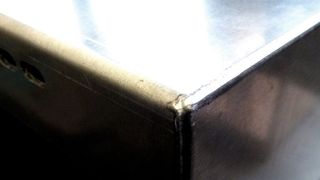 Die Haimerl Lasertechnik GmbH in Leonberg zeigt, wie Laserschweißen in der Praxis funktioniert. Schließlich hat Walter Haimerl jahrzehntelang Trumpf-Kunden davon überzeugt. Bild: Kuhn (Archiv: Vogel Business Media)