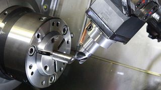 Nach einem Jahr Testphase auf dem CNC-Einspindler stieg Leipold auf den CNC-Mehrspindler um und erhöhte erste Losgrößen von unter 1000 Stück bis auf 50.000 Stück. (Bild: Walter)