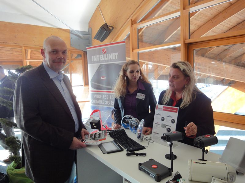 Christopher van der Horst, VDH Solutions, Marisa Fraccacreta (m.) und Sabine Kubert, IC Intracom (Archiv: Vogel Business Media)