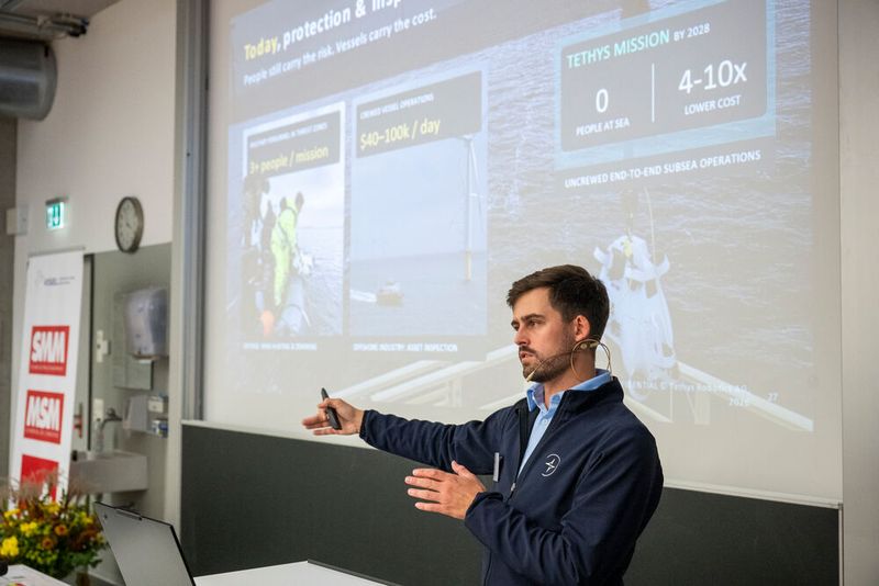 Jonas Wüst, CEO und Co-Founder von Tethys Robotics, Start-Up für autonome Unterwasserrobotik. (Bild: Thomas Entzeroth)
