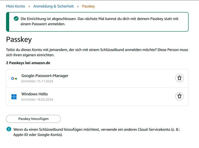 Die Passkey-Verwaltung eines Amazon-Kontos führt Windows Hello neben dem Google-Passwort-Manager als hinterlegten Passkey. (Bild: Joos)
