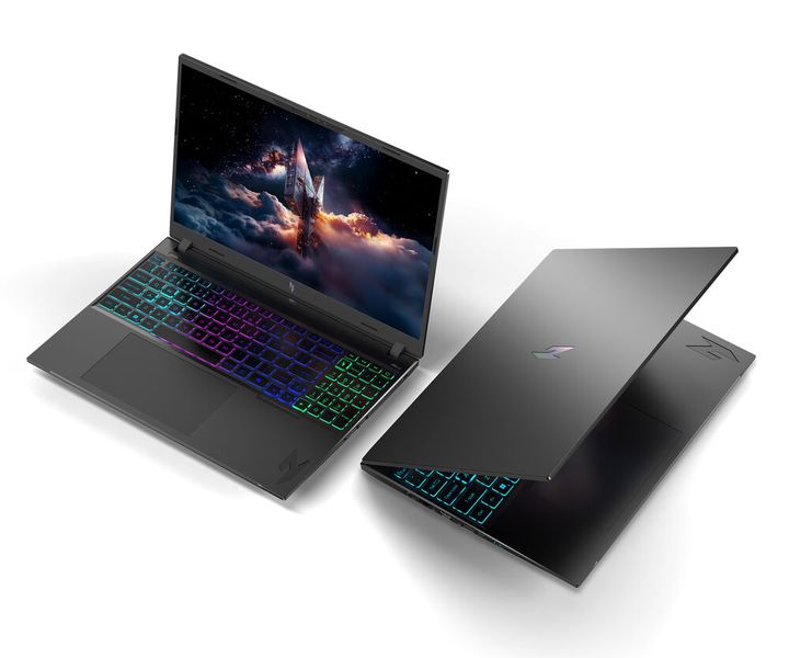 In der Top-Version der Intel-Variante des Nitro V 16 AI (ANV16-151) setzt Acer auf einen Core Ultra 7 355 mit vier P- und vier LPE-Cores. Das 16-Zoll-IPS-Display mit 1.920 x 1.200 Pixel schafft 180 Hz. (Bild: Acer)