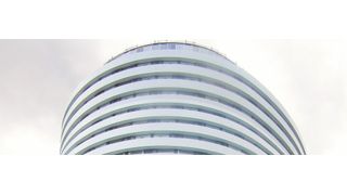 Für das 66 m hohe Gebäude in London lieferte Fill Fensterbänder, Pfosten-Riegel-Fassaden, Elementfassaden und Aluminiumverkleidungen. (Bild: Fill Metallbau)