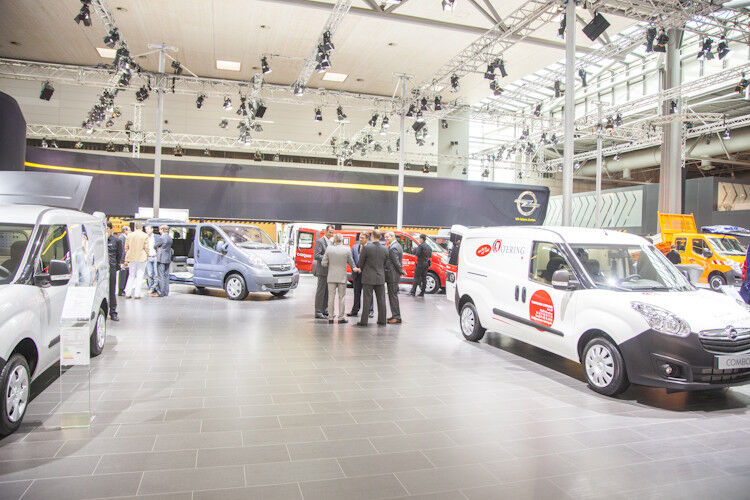 Opel war in Hannover mit 13 unterschiedlichen Transportervarianten vor Ort. (Foto: Suffner)