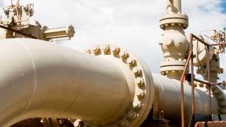 India Gas Solutions is actively pursuing opportunities for marketing R-Series gas and LNG imports. (Deposit Photos)