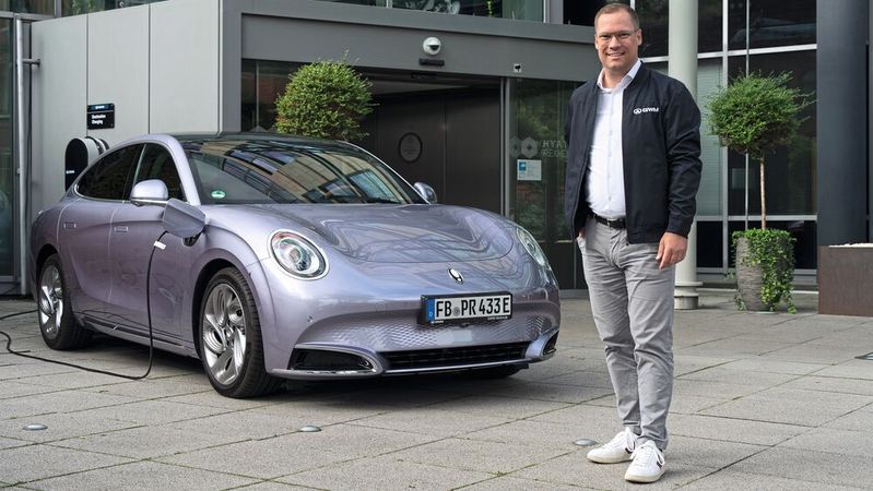 Johannes Brandenburger will mit GWM 2025 mehr Autos verkaufen als im schwachen Vorjahr.(Bild:  Ora/Harald Dawo)
