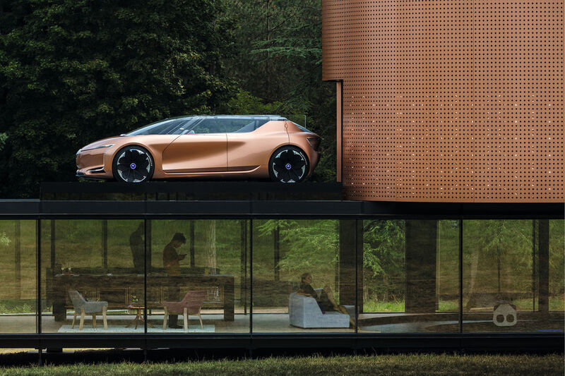 Nach dem Parken in einem Smart Home entwickelt sich das Konzeptfahrzeug zu einem zusätzlichen, modularen Raum. (Philips Lighting/Renault)