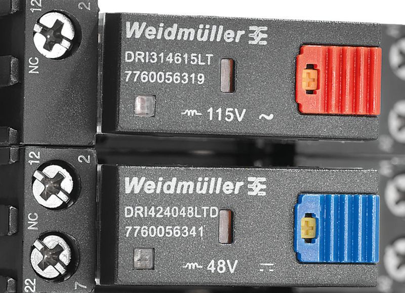 Weidmüller D-Series: Gut lesbare Produktkennzeichnung und eine farbliche Kodierung der Prüftasten reduzieren Fehler bei Montage und Service. (Weidmüller)