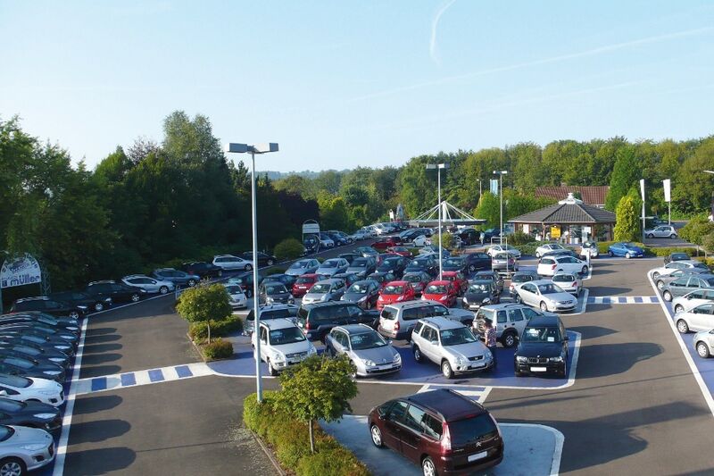  „Die Auto-Galerie“ in Losheim verkauft jährlich mehr als 1.000 Gebrauchtwagen. (Müller)