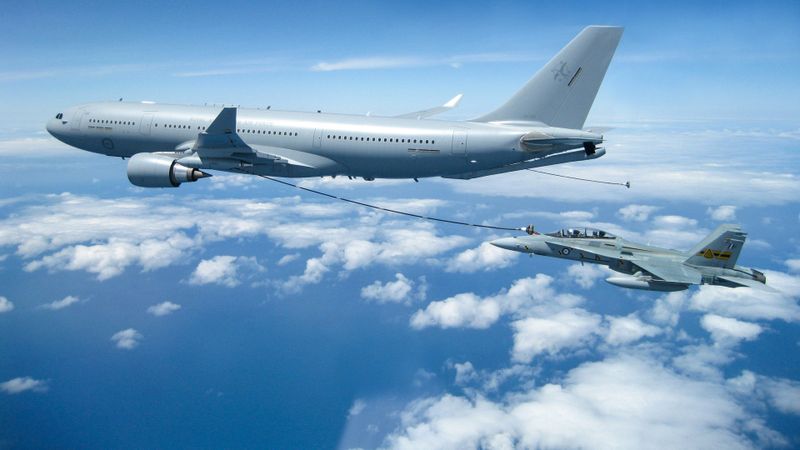 Spain, Germany and Belgium moved ahead on 8 October 2026 with the second phase of a European Defence Agency (EDA) Research, Technology and Innovation project towards the automation of mid-air hose-and-drogue refuelling of military aircraft. The final aim of the project is to enable air-to-air refuelling between unmanned aircraft. (Source:  European Defence Agency)