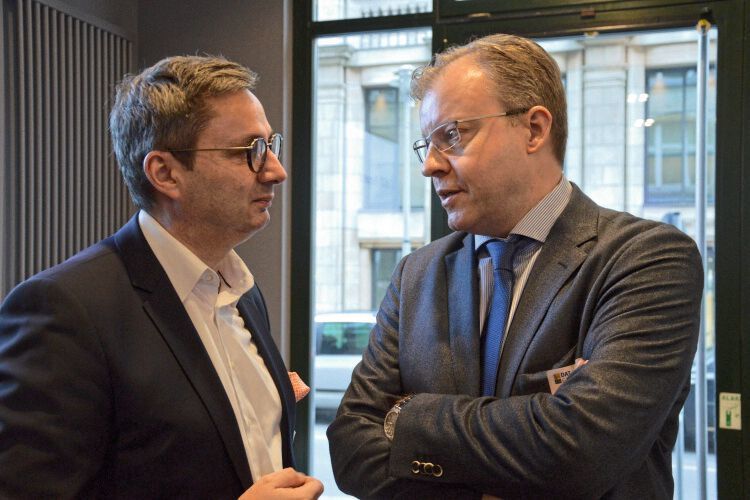 Den direkten Kontakt pflegte Fischer zudem mit Branchenpartnern und Kunden – im Bild Torsten Wesche, Leiter Händlervertrieb bei Mobile.de. (Achter / »kfz-betrieb«)