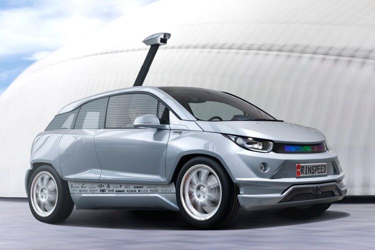 Der Prototyp auf Basis des elektrisch angetriebenen BMW i3 will mit allerhand Technik zum guten Freund des Besitzers werden. (Foto: Rinspeed)