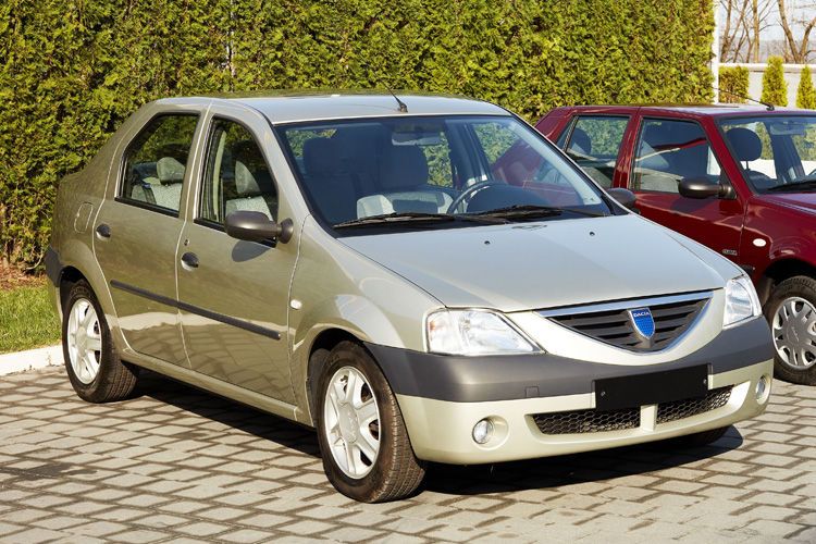 Für Dacias großen Aufschwung sorgte im Jahr 2004 die kompakte Stufenhecklimousine Logan. (Bild: Dacia)