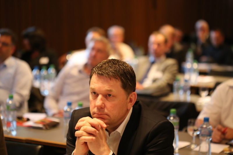 Das Publikum zeigte Interesse an den Referaten und beteiligte sich aktiv an der anschliessenden Diskussion. (Bild: Matthias Böhm)