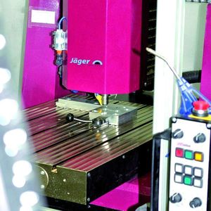 Bild 1: Speziell für das HSC-Fräsen mit Spindeln von Jäger wurde ein  Werkzeughalter entwickelt.