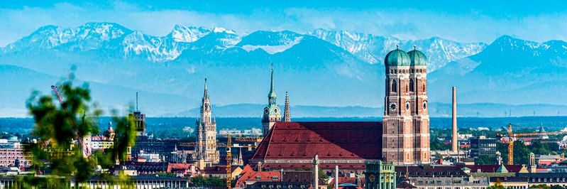 Erstmals seit 2019 schafft Hamburg es nicht auf Platz eins. Laut Smart City Index 2023 ist München die digitalste Stadt Deutschlands. Erstmals seit 2019 schafft Hamburg es nicht auf Platz eins. Laut Smart City Index 2023 ist München die digitalste Stadt Deutschlands.