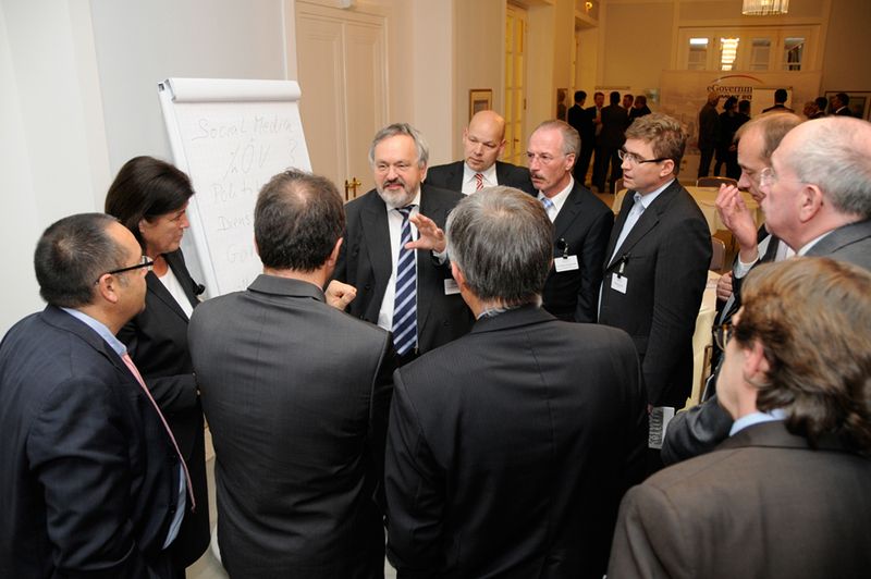 ... selbstgewählte Themen zu besprechen ... (Archiv: Vogel Business Media)