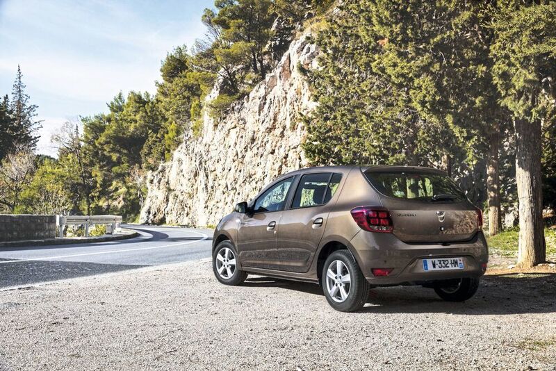 Dacia nimmt richtig fahrt auf: Der Sandero auf Platz 12 mit fast 97.000 Einheiten. (Dacia)