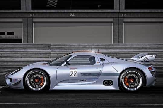 Das Chassis ist ein Monocoque aus leichtem Kohlefaser-Verbundstoff (CFK). (Archiv: Vogel Business Media)