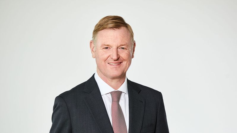 Marcus Söldner, Vorstandsvorsitzender Car-Garantie: „Ja, die Schadenkosten sind weiter deutlich gestiegen, was hauptsächlich an den höheren Ersatzteilpreisen und steigenden Lohnkosten in den Werkstätten liegt.“ (Bild:  © www.flashpointstudio.de)