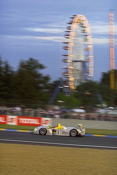 Der R8, den Audi von 2000 bis 2006 als Rennwagen eingesetzt hat. gilt mit 62 Siegen in 79 Renneinsätzen als einer der erfolgreichsten Sportprototypen aller Zeiten.  (Bild: Audi)