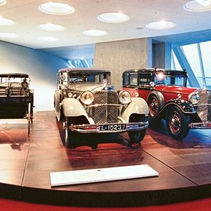 Das Mercedes-Benz Museum zeigt aktuell zwei Fahrzeuge des Mercedes-Benz 770 „Großer Mercedes“ (Baureihe W 07, 1930 bis 1938) von berühmten Vorbesitzern. (Bild:  Mercedes-Benz)