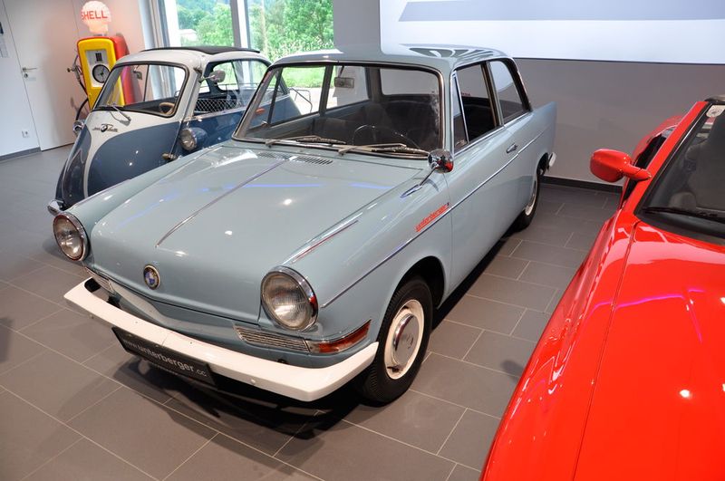 ...genauso wie ein BMW 700... (Bild: Wehner / »kfz-betrieb«)