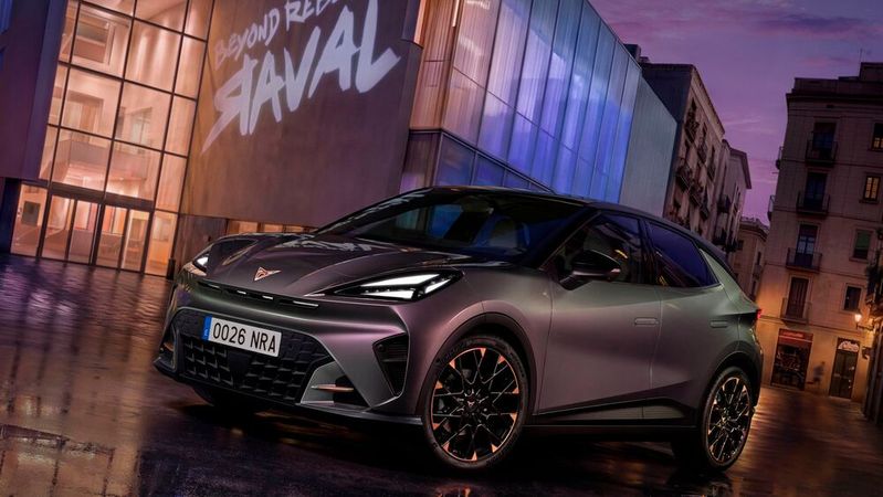 Cupra hat seinen neuen Elektro-Kleinwagen Raval enthüllt.(Bild:  Cupra)