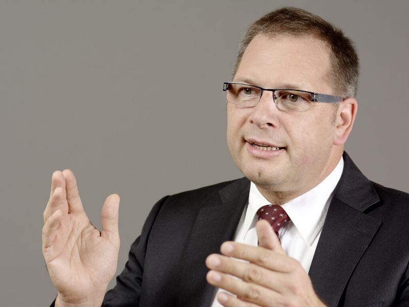 Am 6. August soll Prof. Karl Broich neuer Präsident des Bundesinstitutes für Arzneimittel und Medizinprodukte (BfArM)  werden. Bislang steht der Humanmediziner dem Amt als Vize-Präsident vor. (Bild: BfArM)