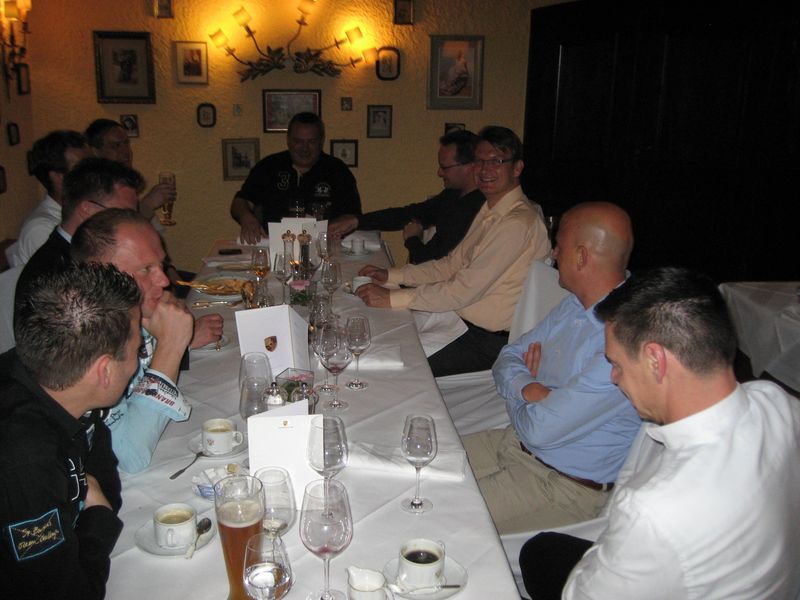 Ausklang des ersten Tages der Tour (Archiv: Vogel Business Media)