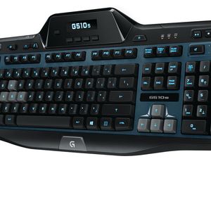 Über das farbige LCD-Panel der Tastatur G510s werden Spielinfos angezeigt.