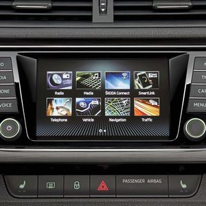 Natürlich an Bord: Skoda Connect, die mobilen Online-Dienste mit Infotainment-Angeboten, Wartungsinformationen und Emergency Call.