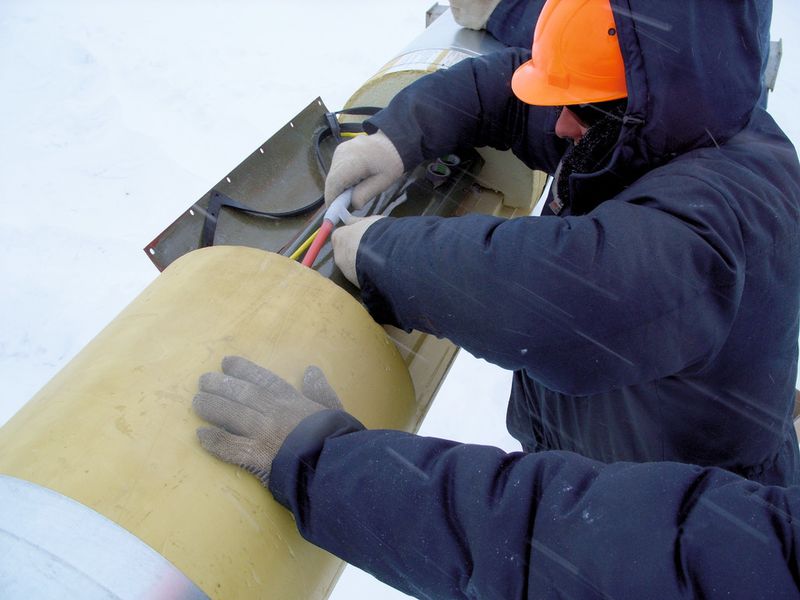 Not the spy who came in from the cold, but workers at the skin effect heating systems — the harsh Siberian winter is demanding for men and technology alike. (Picture: Bartec)