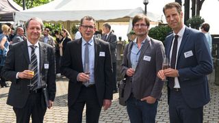 Gäste auf Burg Gleiberg (v. l.): Prof. Dr. Olaf Berger, Vizepräsident der Technischen Hochschule Mittelhessen, Obermeister Carsten Müller, Simon Konradi vom Kompetenzzentrum für Energietechnik und Energiemanagement der Technischen Hochschule Mittelhessen sowie Innungsgeschäftsführer Björn Hendrischke. (Bild: Michael Kraft)