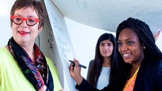 Für 2018 bietet DHL rund 2600 Ausbildungs- und Berufsqualifizierungsplätze an. (DHL, Kay Herschelmann)