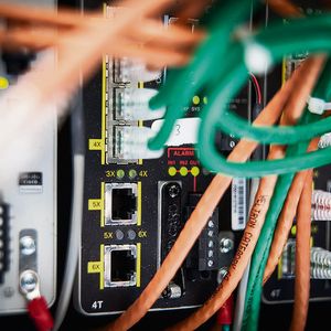 Datenklau, Spionage und Sabotage: Zwei Drittel der Industriebetriebe sind davon betroffen.