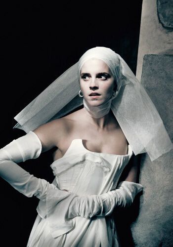Für Pirelli fotografierte Paolo Roversi sie in unschuldigem Weiß. (Pirelli)