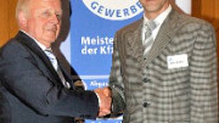 Neuer Obermeister: Heinrich Fallert (li.) und sein Nachfolger Dieter Burkart. (Foto: Zietz)