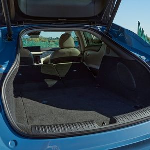 Der IM5 fasst bis zu 1.290 Liter Gepäck. (Bild: MG Motor)